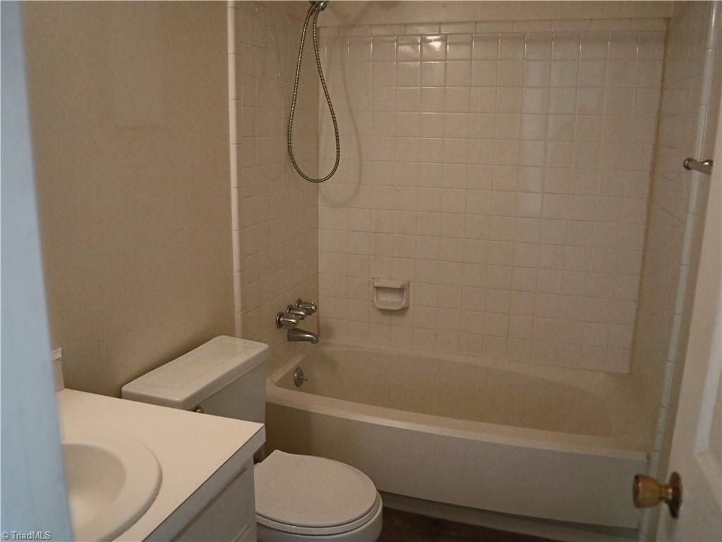 217 Rotary Drive High Point, NC 27262 - Photo 6 of 7 Gallery Image 6
