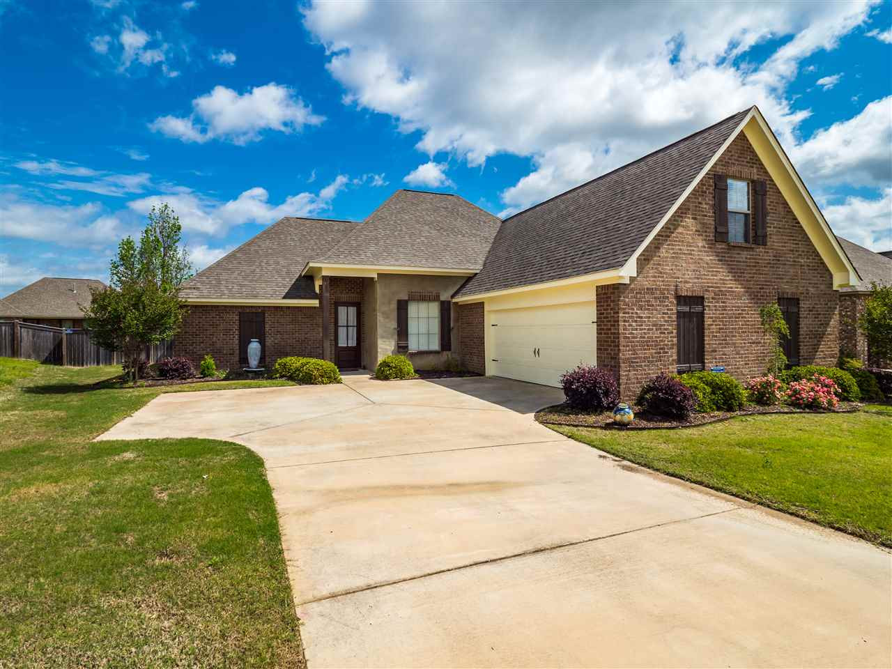 121 Hanover Street Madison, MS 39110 - Photo 2 of 45 Photo 2