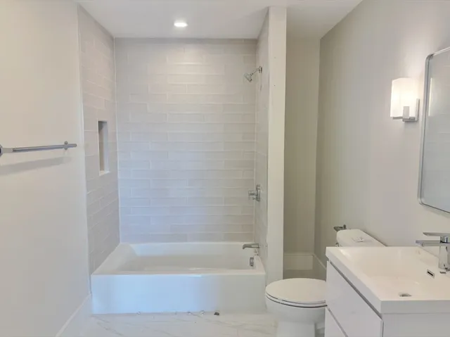 $1,090,000 | 421 High Street, Unit 308, Medford, MA 02155