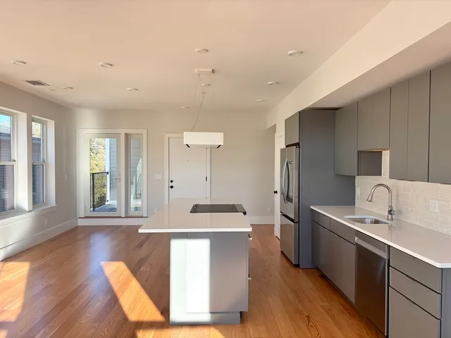 $1,090,000 | 421 High Street, Unit 308, Medford, MA 02155