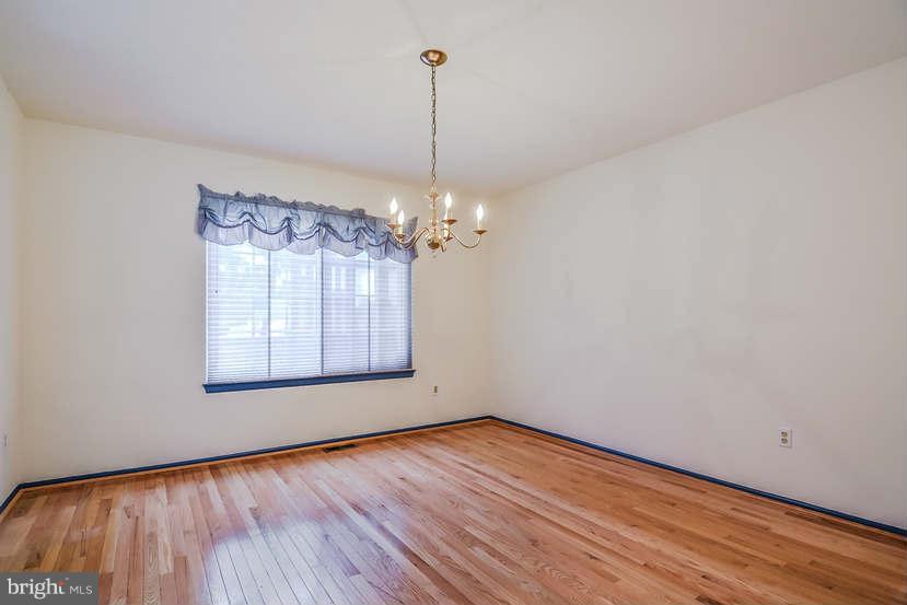 7201 Kindler Road Columbia, MD 21046 - Photo 6 of 27 Dining Room
