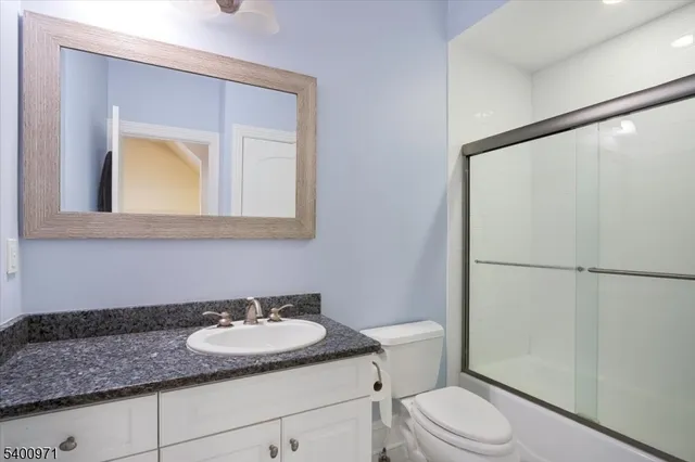 $725,000 | 60 Chestnut Street, Unit 2, Morristown, NJ 07960