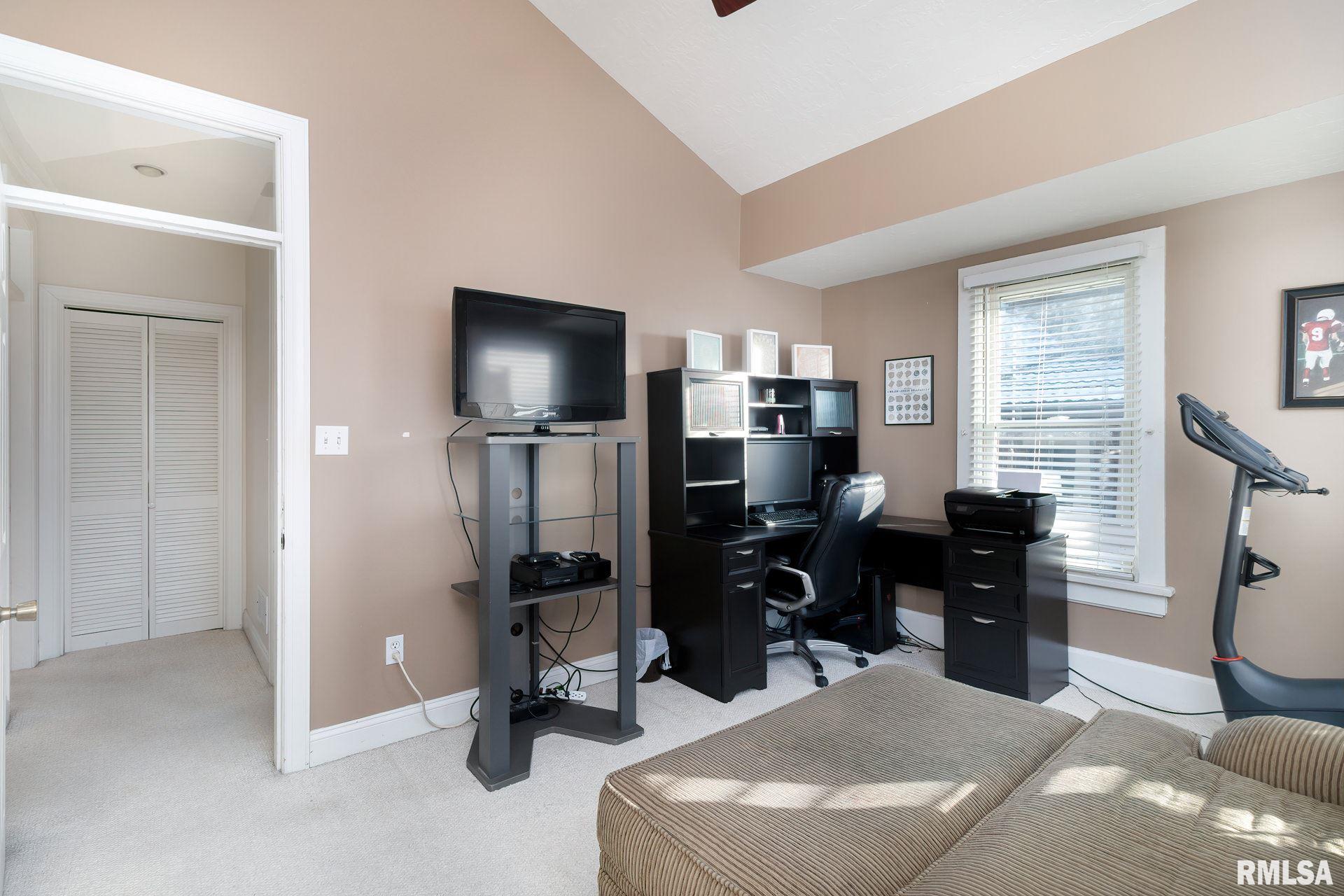 1127 Jersey Ridge Road Davenport, IA 52803 - Photo 21 of 23 Gallery Image 21