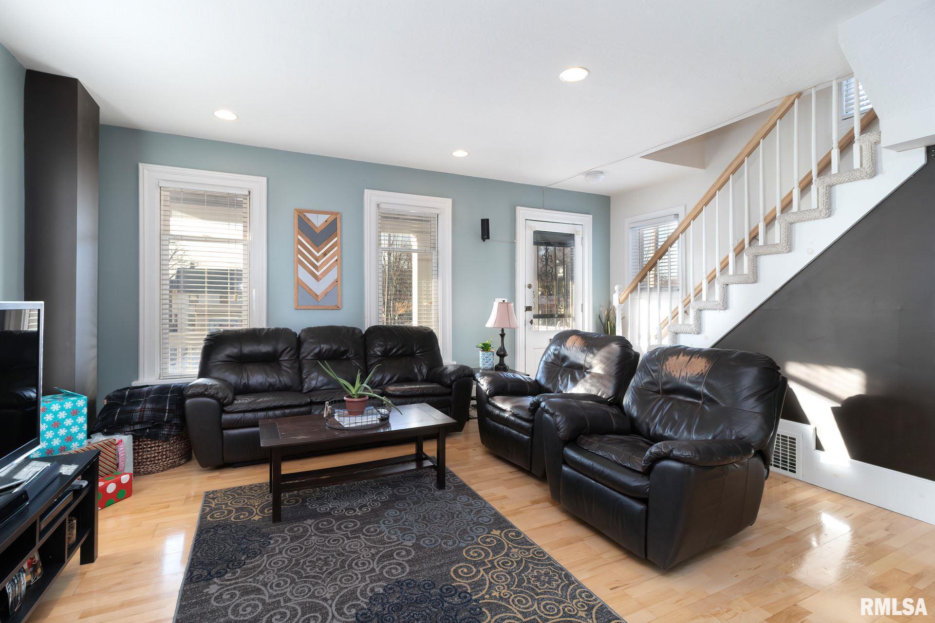 1127 Jersey Ridge Road Davenport, IA 52803 - Photo 5 of 23 Gallery Image 5
