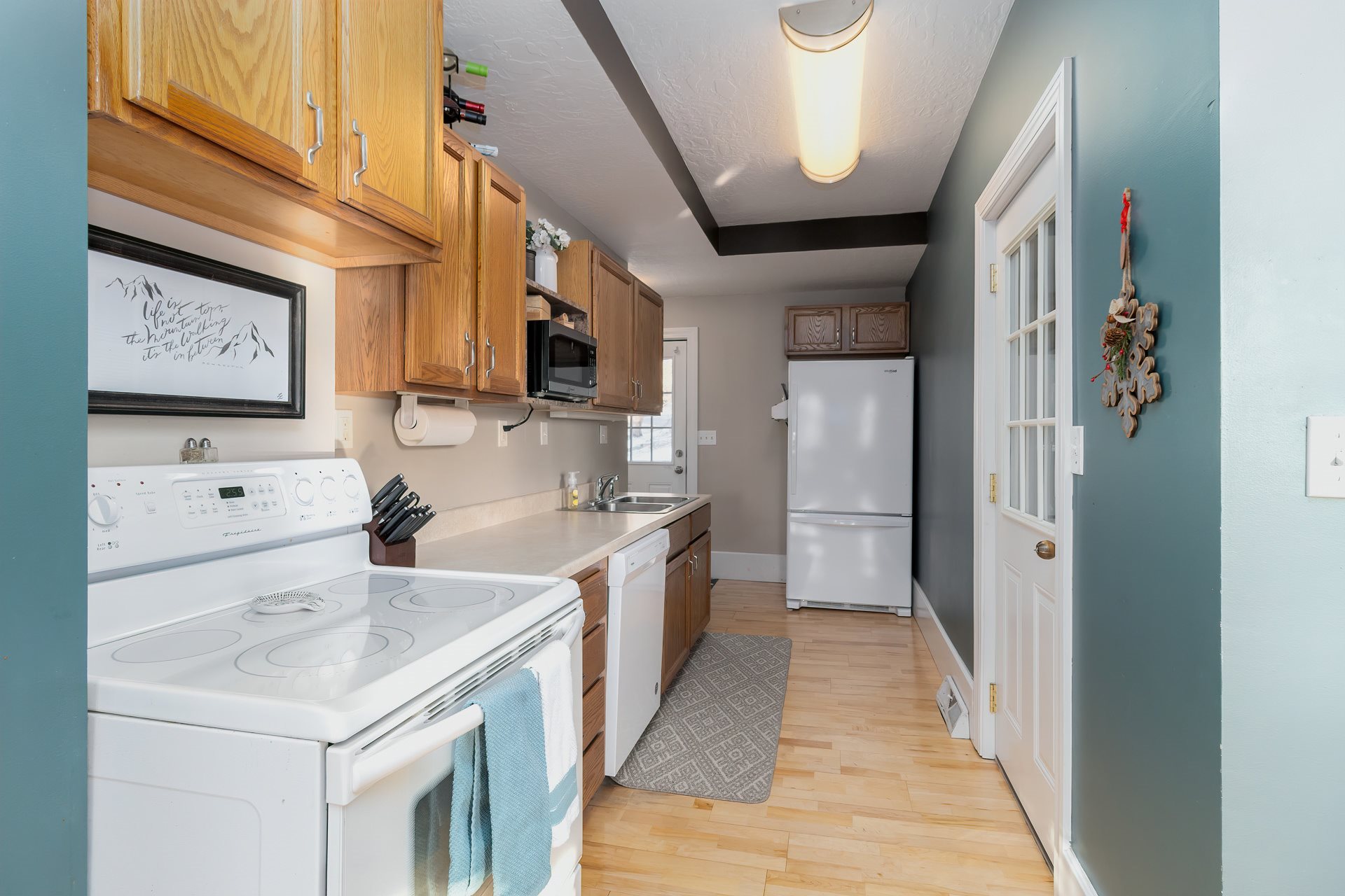 1127 Jersey Ridge Road Davenport, IA 52803 - Photo 9 of 23 Gallery Image 9