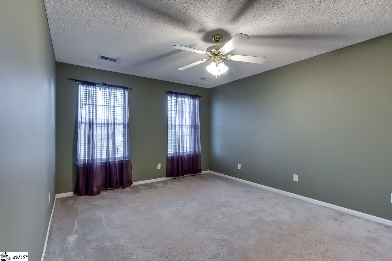 1013 Autumn Leaf Lane Fountain Inn, SC 29644 - Photo 11 of 20 Gallery Image 11