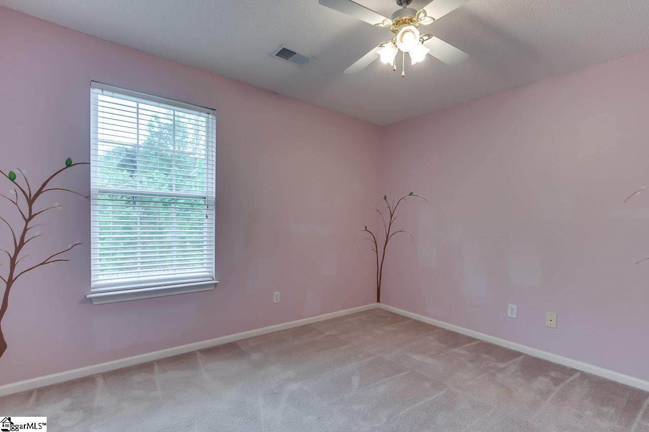 1013 Autumn Leaf Lane Fountain Inn, SC 29644 - Photo 15 of 20 Gallery Image 15