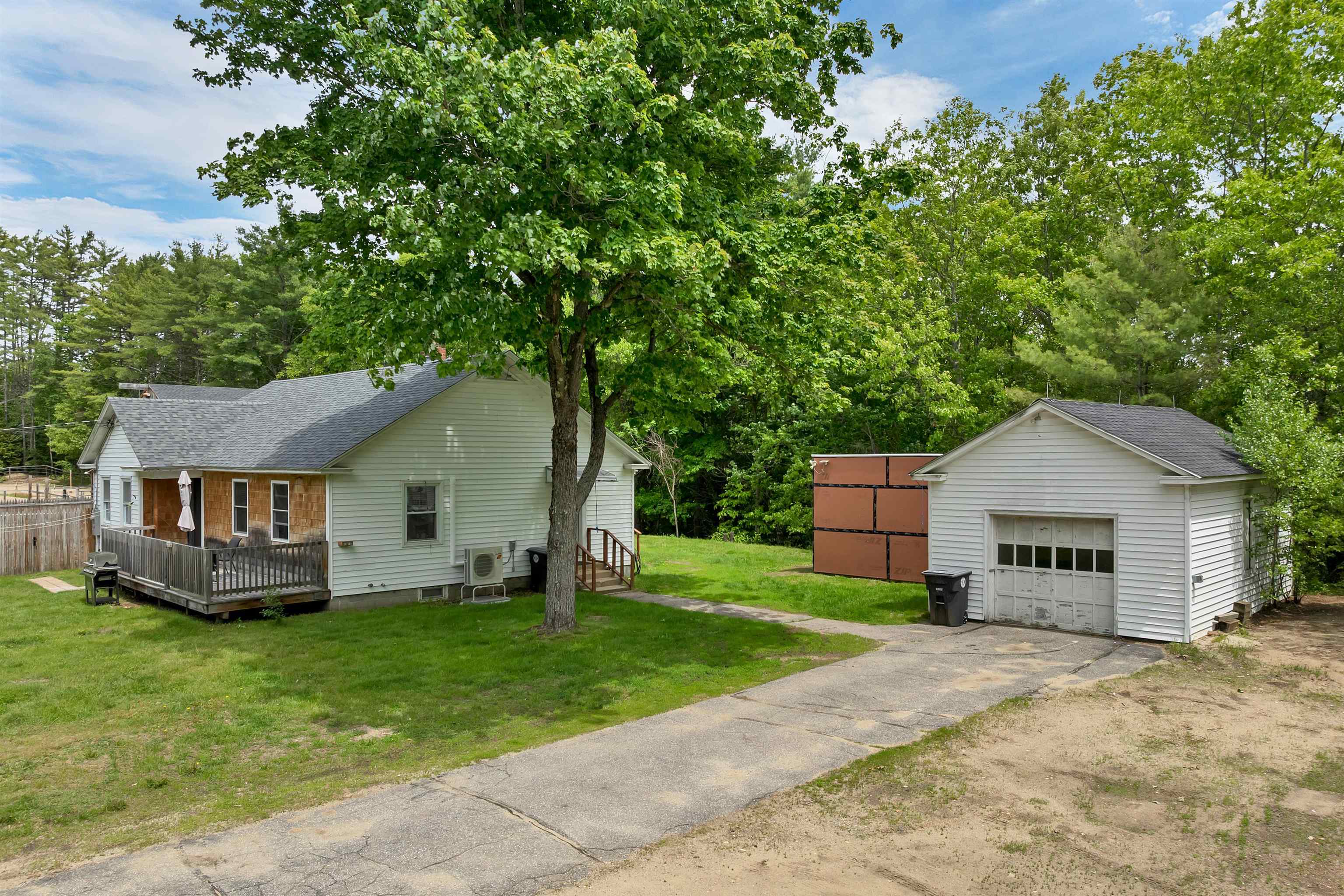 341 Hill Road Franklin, NH 03235 - Photo 3 of 60