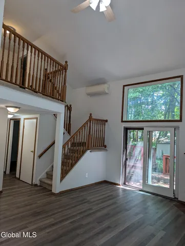 $2,500 | 63 Thimbleberry Road, Malta, NY 12020