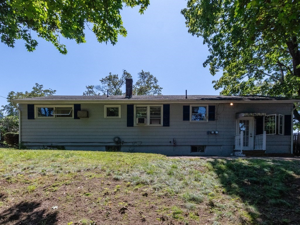 163 Ravenswood Road Waltham, MA 02453 - Photo 21 of 27 Gallery Image 21