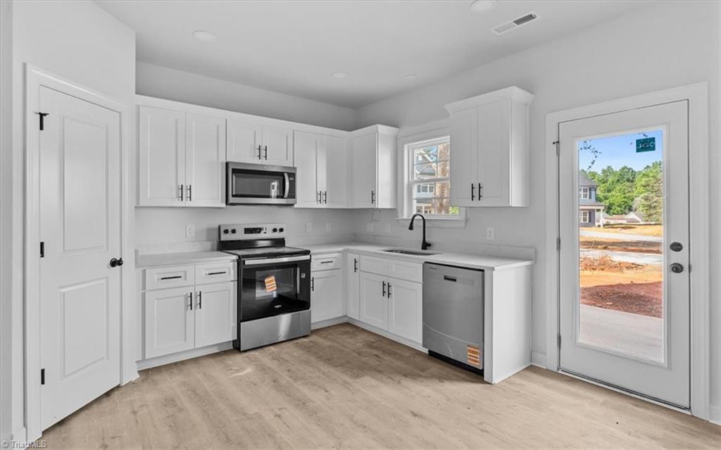 145 Windsong Road Mocksville, NC 27028 - Photo 11 of 34