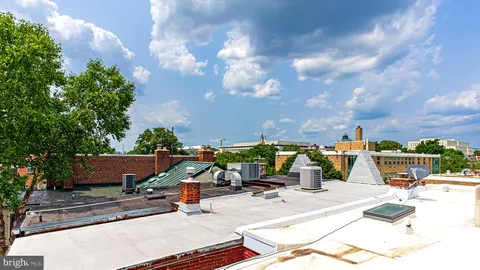 $7,995 | 325 D Street Southeast, Washington, DC 20003