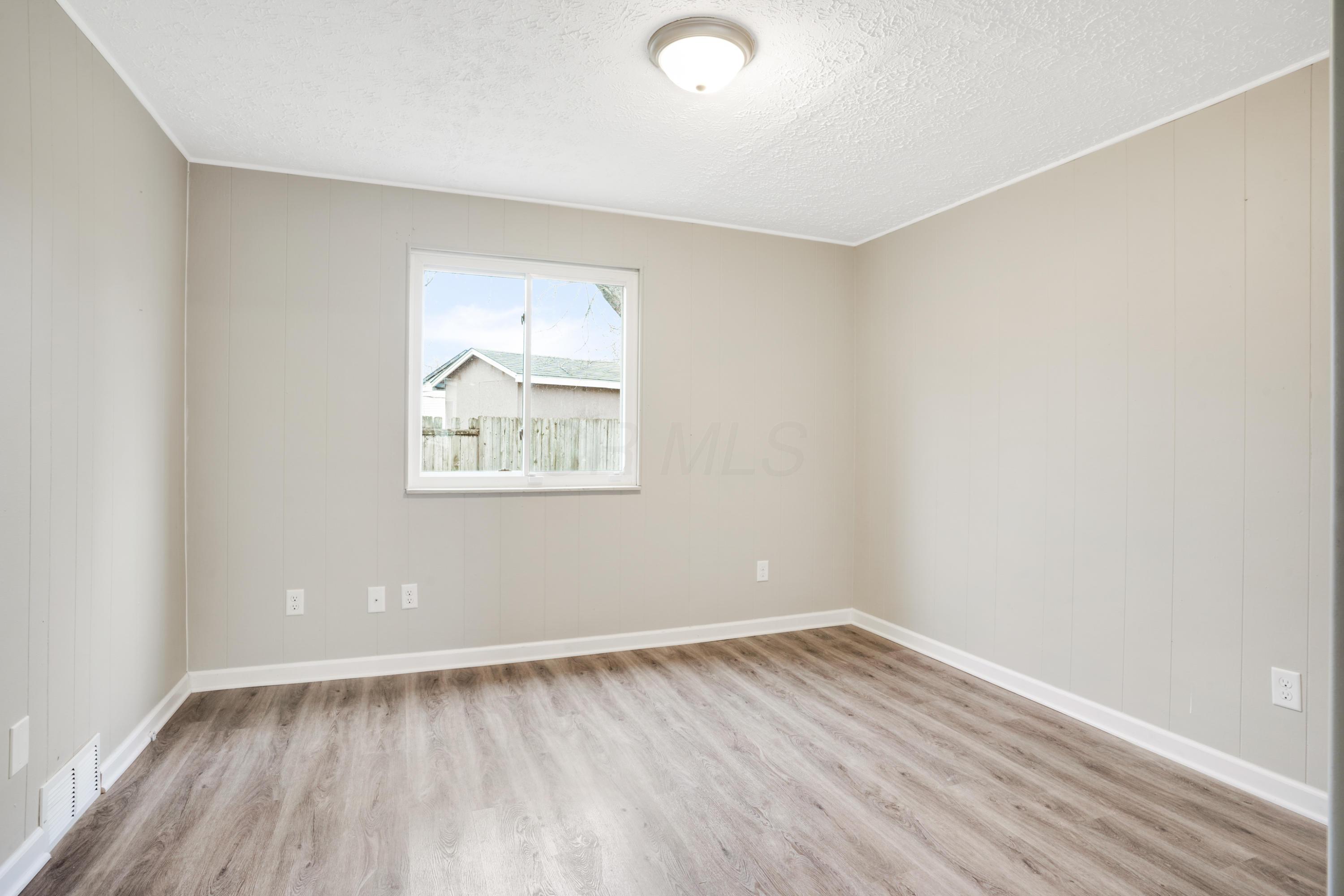 3424 Claretta Road Columbus, OH 43232 - Photo 15 of 37 Gallery Image 15