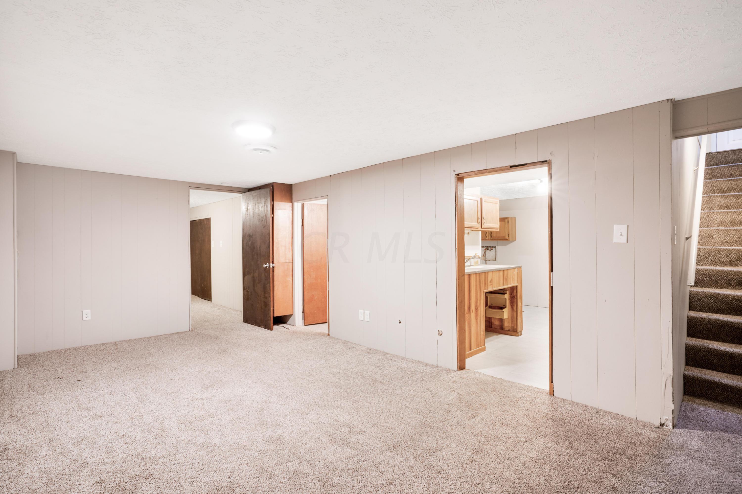 3424 Claretta Road Columbus, OH 43232 - Photo 25 of 37 Gallery Image 25