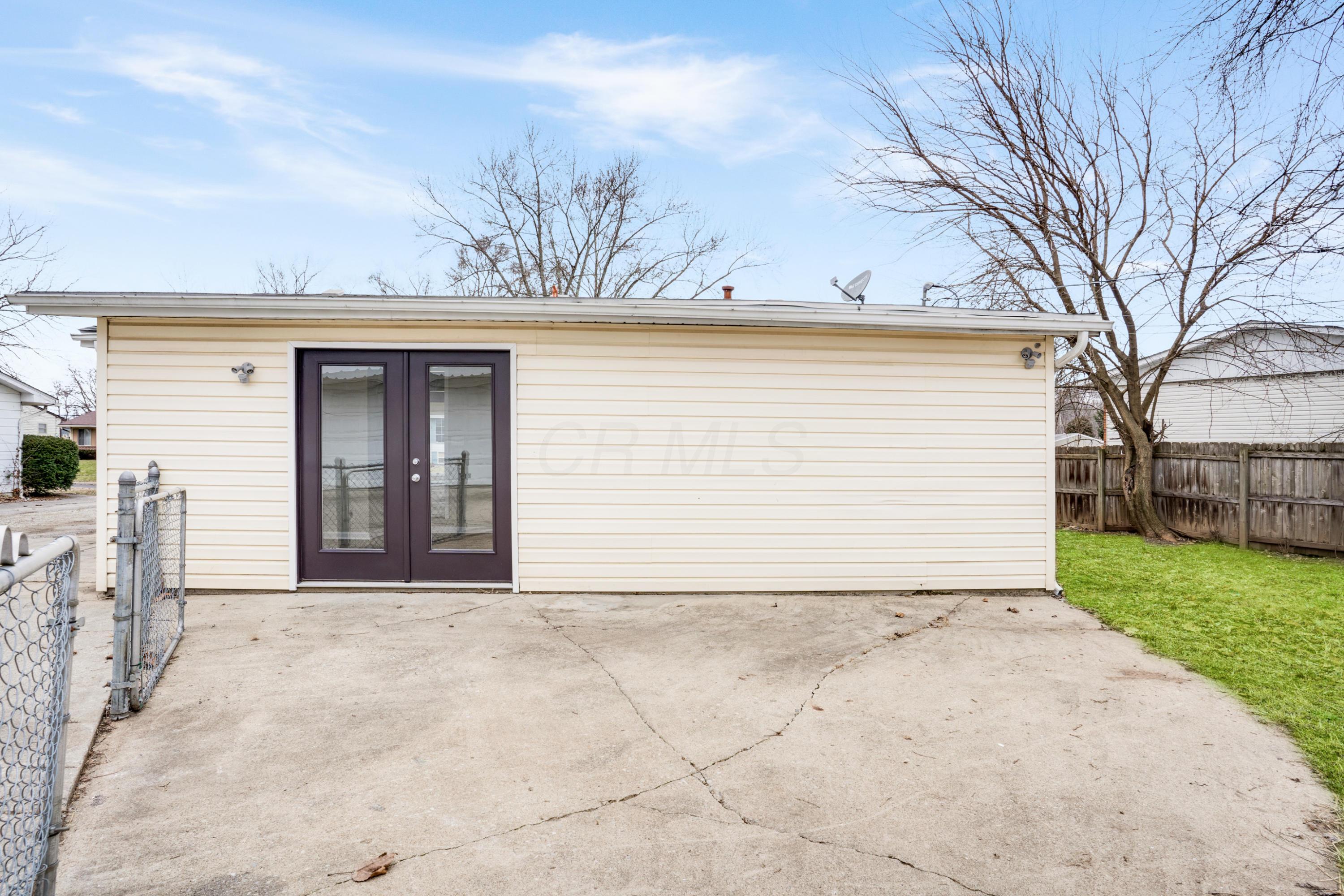 3424 Claretta Road Columbus, OH 43232 - Photo 35 of 37 Gallery Image 35