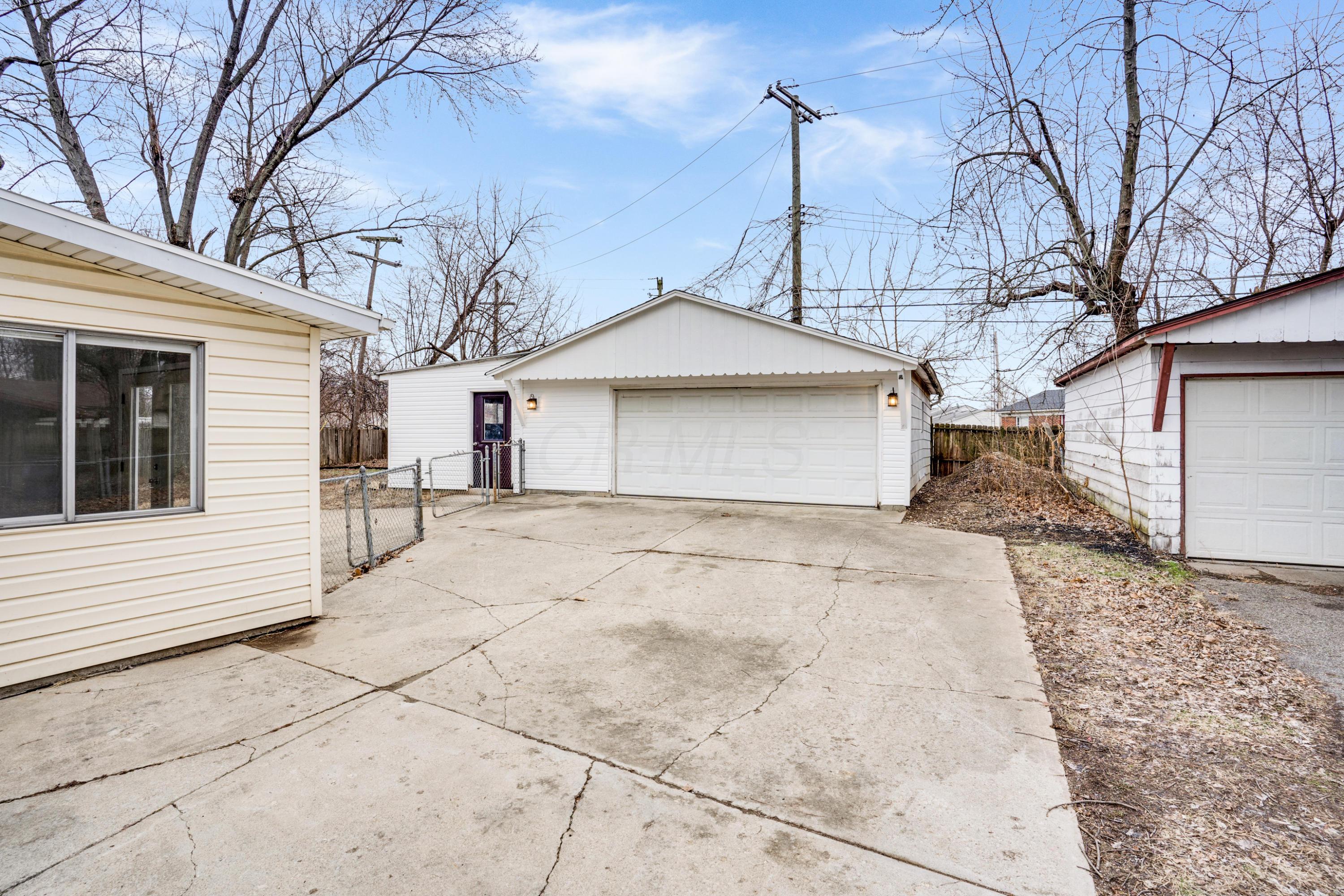 3424 Claretta Road Columbus, OH 43232 - Photo 37 of 37 Gallery Image 37