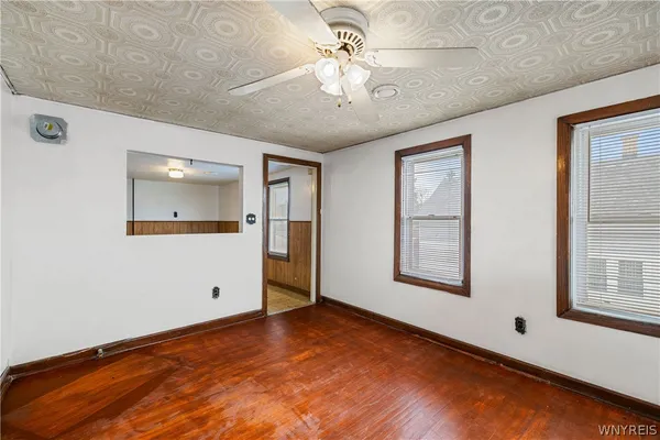 $1,200 | 129 Woodell Avenue, Cheektowaga, NY 14211