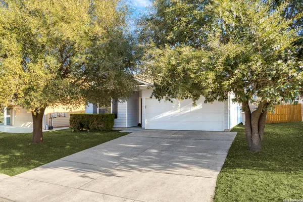 $1,800 | 11720 Basil Grass, San Antonio, TX 78245