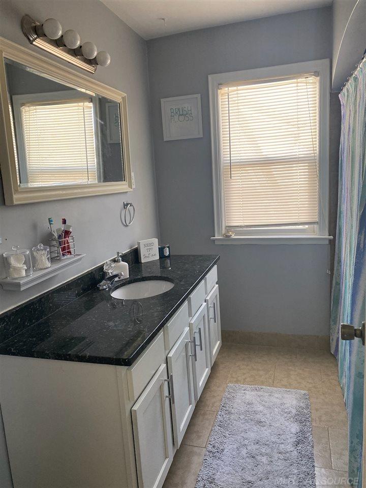 6 Utica Road Pontiac, MI 48341 - Photo 13 of 15