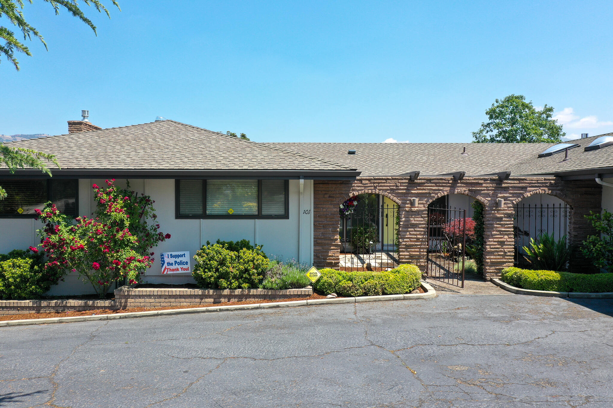 101 South Foothill Road Medford, OR 97504 - Photo 58 of 60 DJI_0546