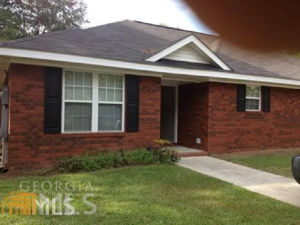 $1,295 | 308 East Lee Street, Unit 6, Brooklet, GA 30415