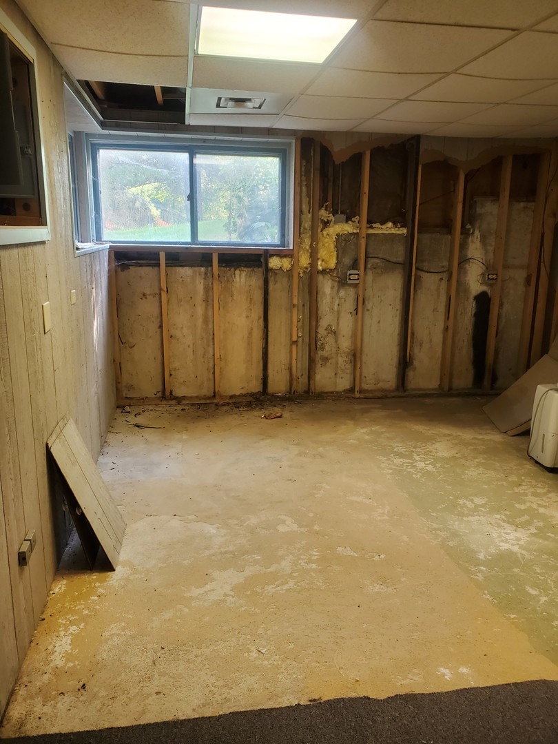 20525 Ridgeview Drive Marengo, IL 60152 - Photo 14 of 20 a view of an empty room