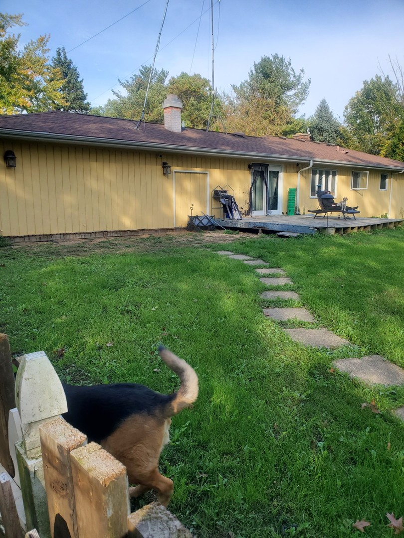 20525 Ridgeview Drive Marengo, IL 60152 - Photo 19 of 20 a front view of a house with garden
