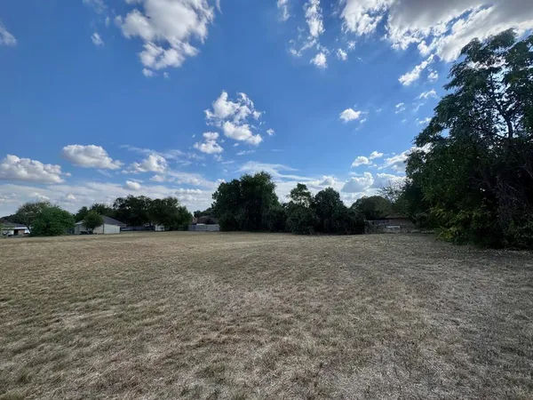 a view of a big yard
