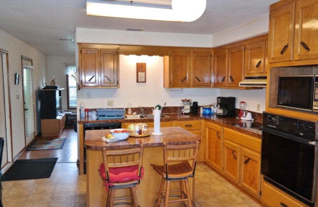 18545 County Road 26 Foley, AL 36535 - Photo 6 of 18 Kitchen