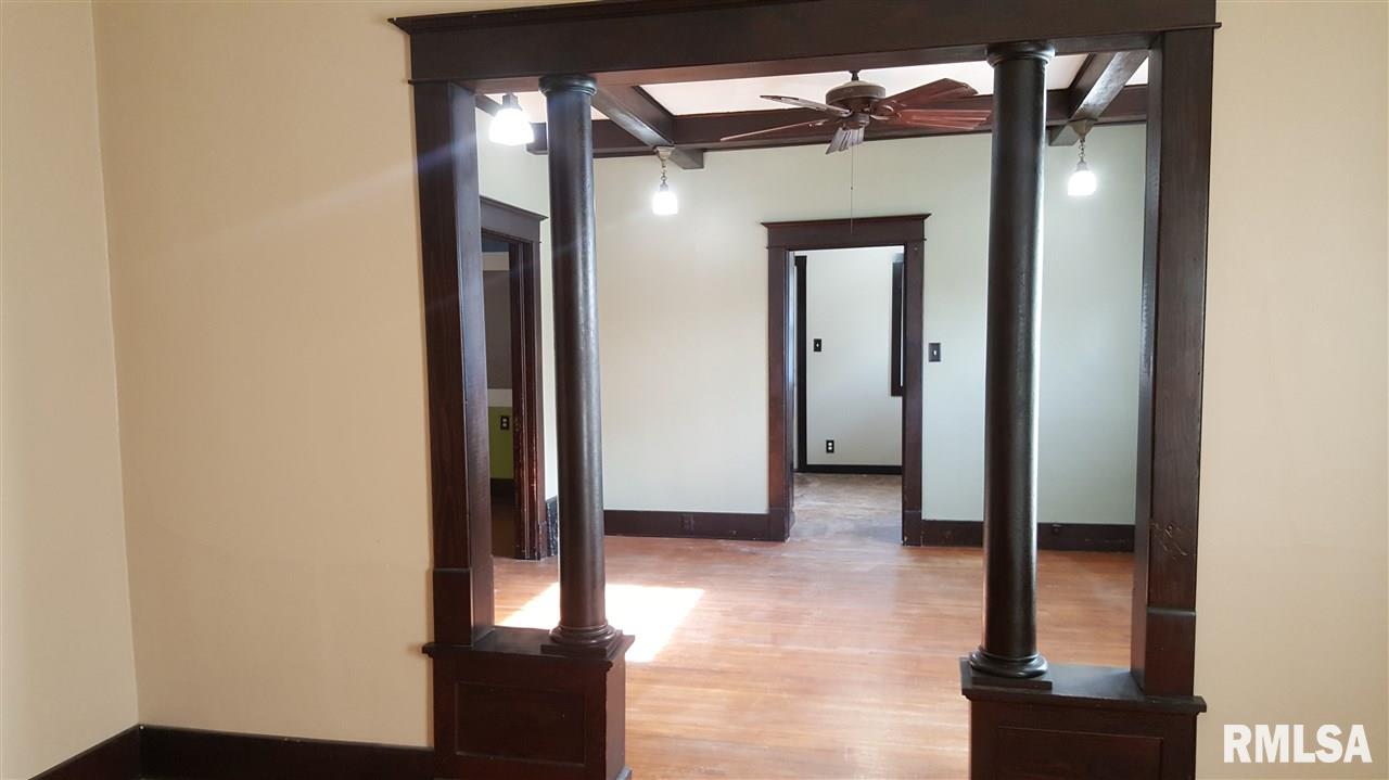 390 West Maple Street Canton, IL 61520 - Photo 12 of 29 Gallery Image 12