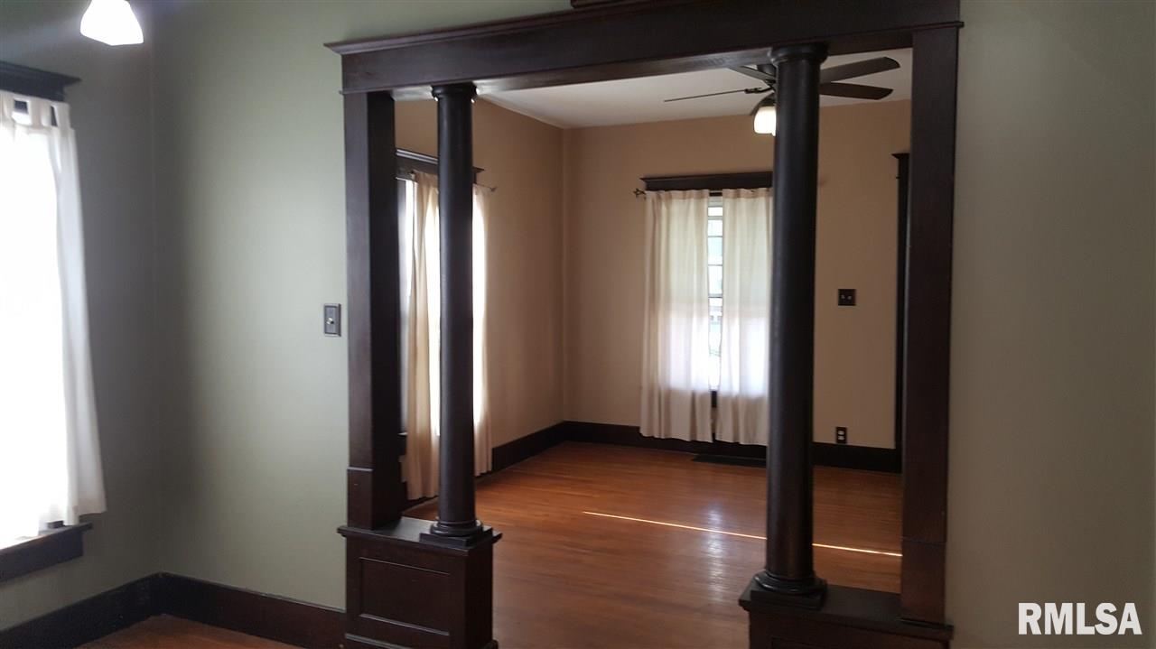390 West Maple Street Canton, IL 61520 - Photo 14 of 29 Gallery Image 14