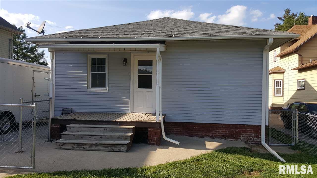 390 West Maple Street Canton, IL 61520 - Photo 3 of 29 Gallery Image 3