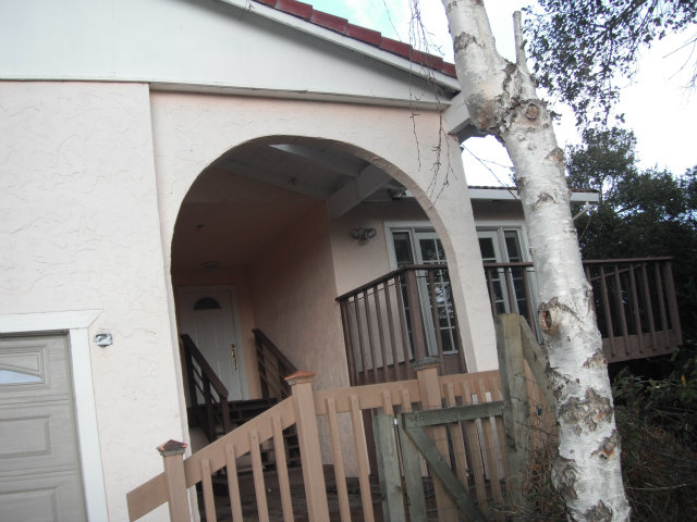 541 Strawberry Road Watsonville, CA 95076 - Photo 2 of 25 Gallery Image 2
