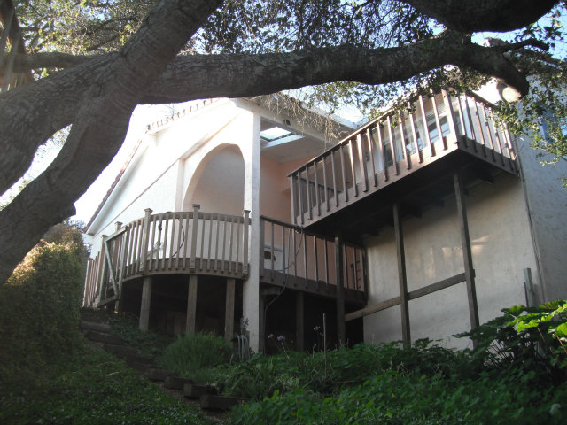 541 Strawberry Road Watsonville, CA 95076 - Photo 3 of 25 Gallery Image 3