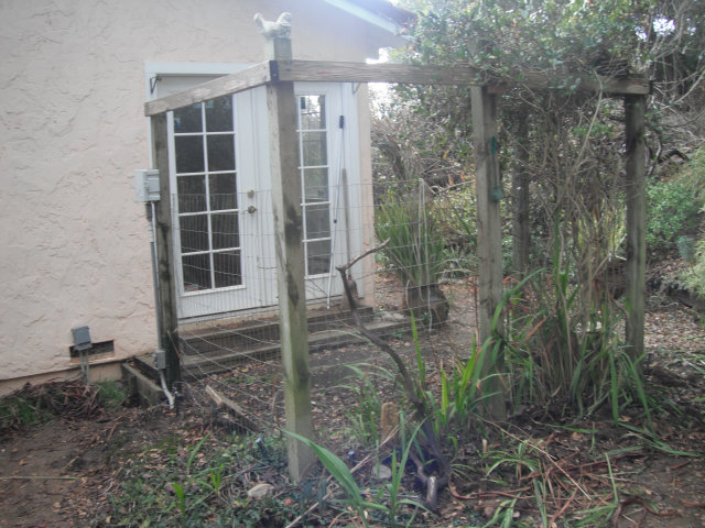 541 Strawberry Road Watsonville, CA 95076 - Photo 5 of 25 Gallery Image 5