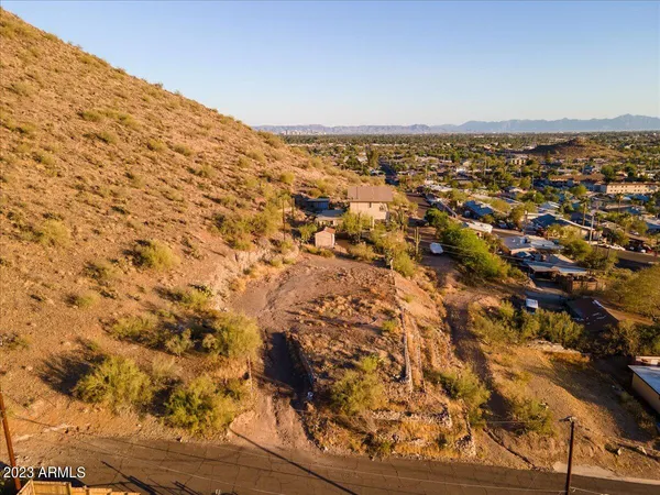 $189,900 | 1265 West Desert Cove Avenue, Phoenix, AZ 85029