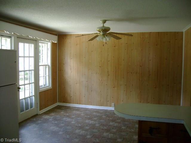 197 Reid Road Thomasville, NC 27360 - Photo 2 of 5 Gallery Image 2