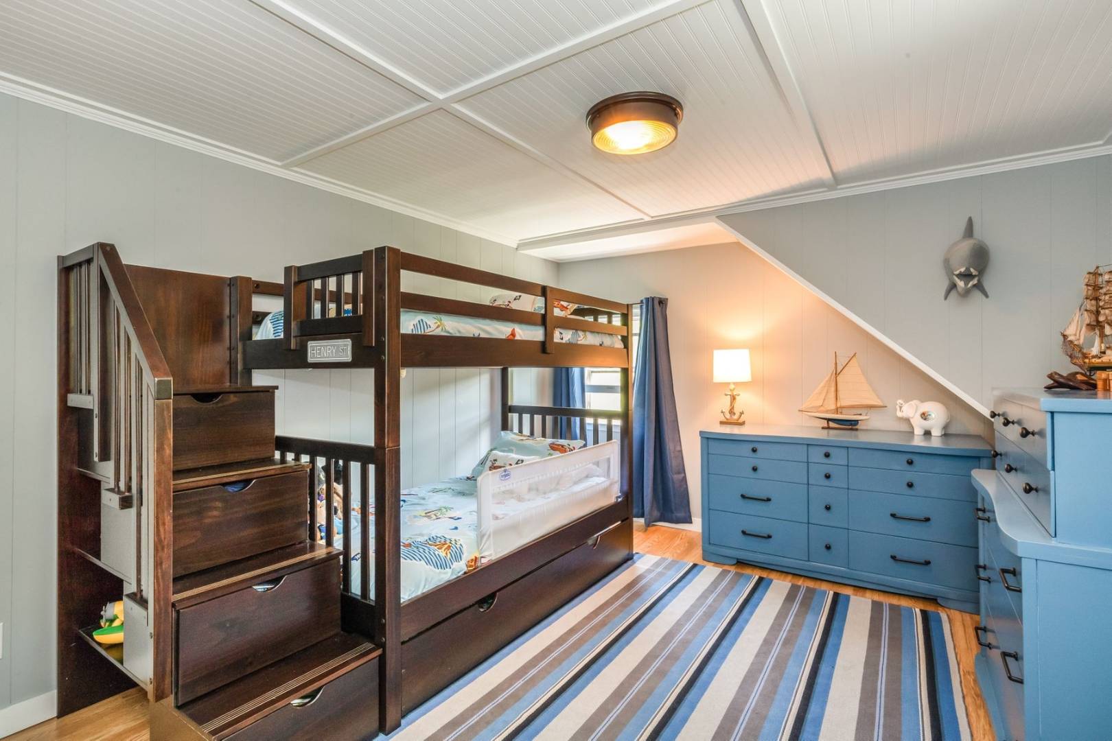 8 Bruce Lane East Hampton, NY 11937 - Photo 3 of 13