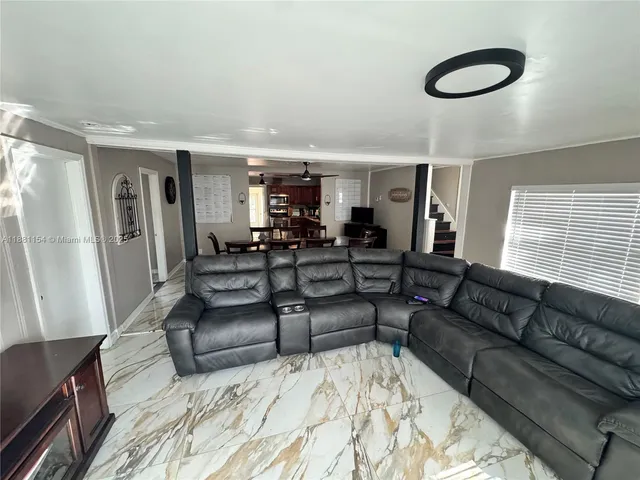 $574,999 | 619 Southwest 10th Street, Delray Beach, FL 33444