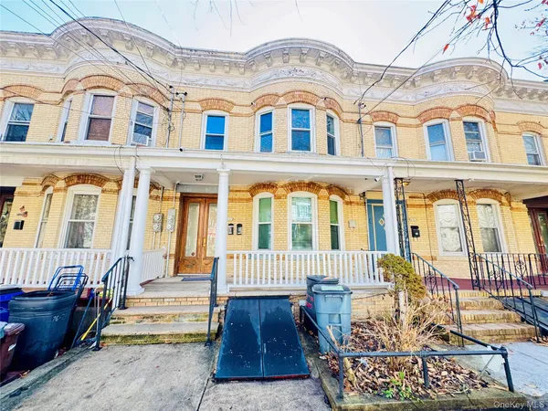 $875,000 | 76-18 85th Road | Woodhaven