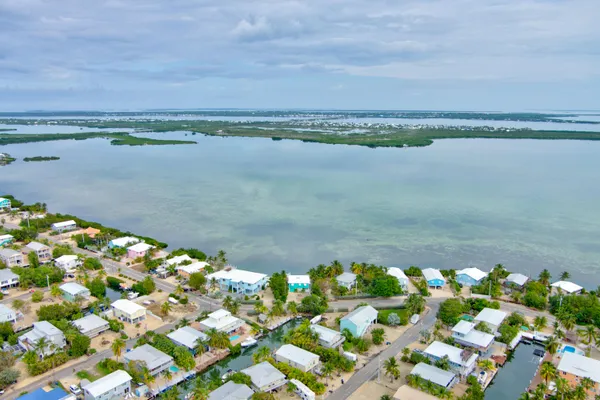 $1,485,000 | 831 West Indies Drive, Summerland Key, FL 33042