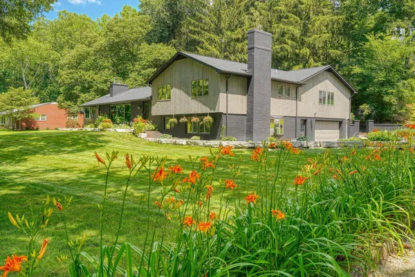 $575,000 | 1300 Danny Drive, Logan, OH 43138