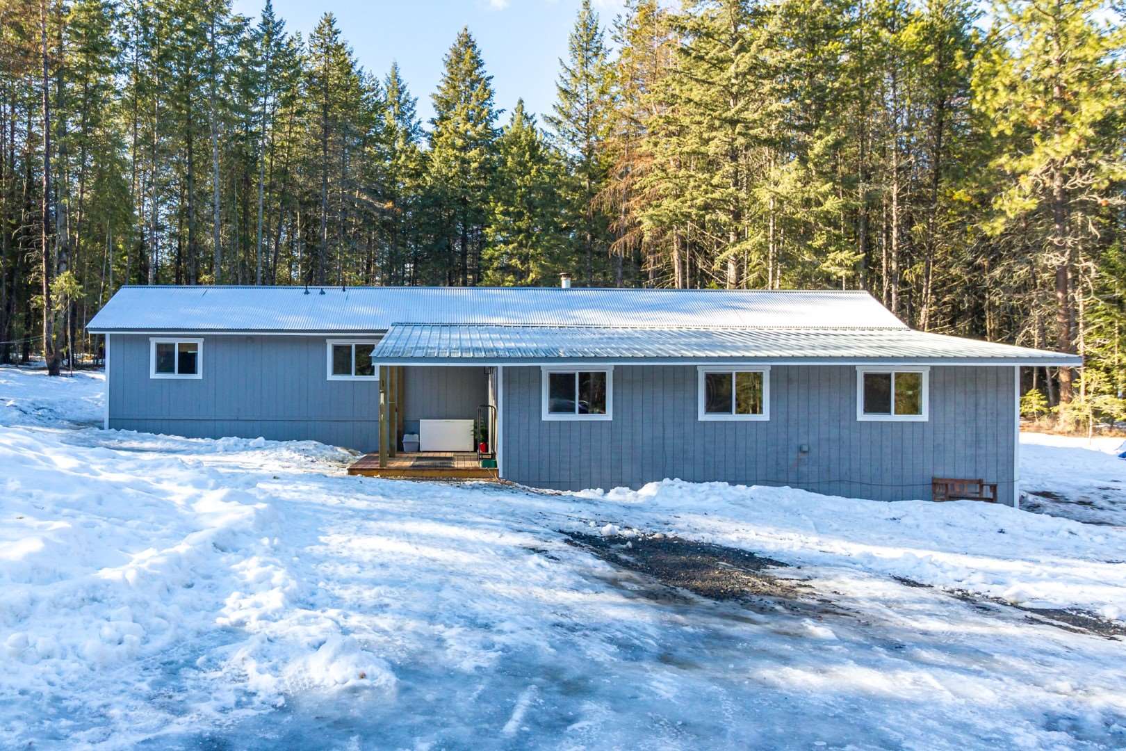 4077 Springdale-Hunters Road Springdale, WA 99173 - Photo 1 of 28