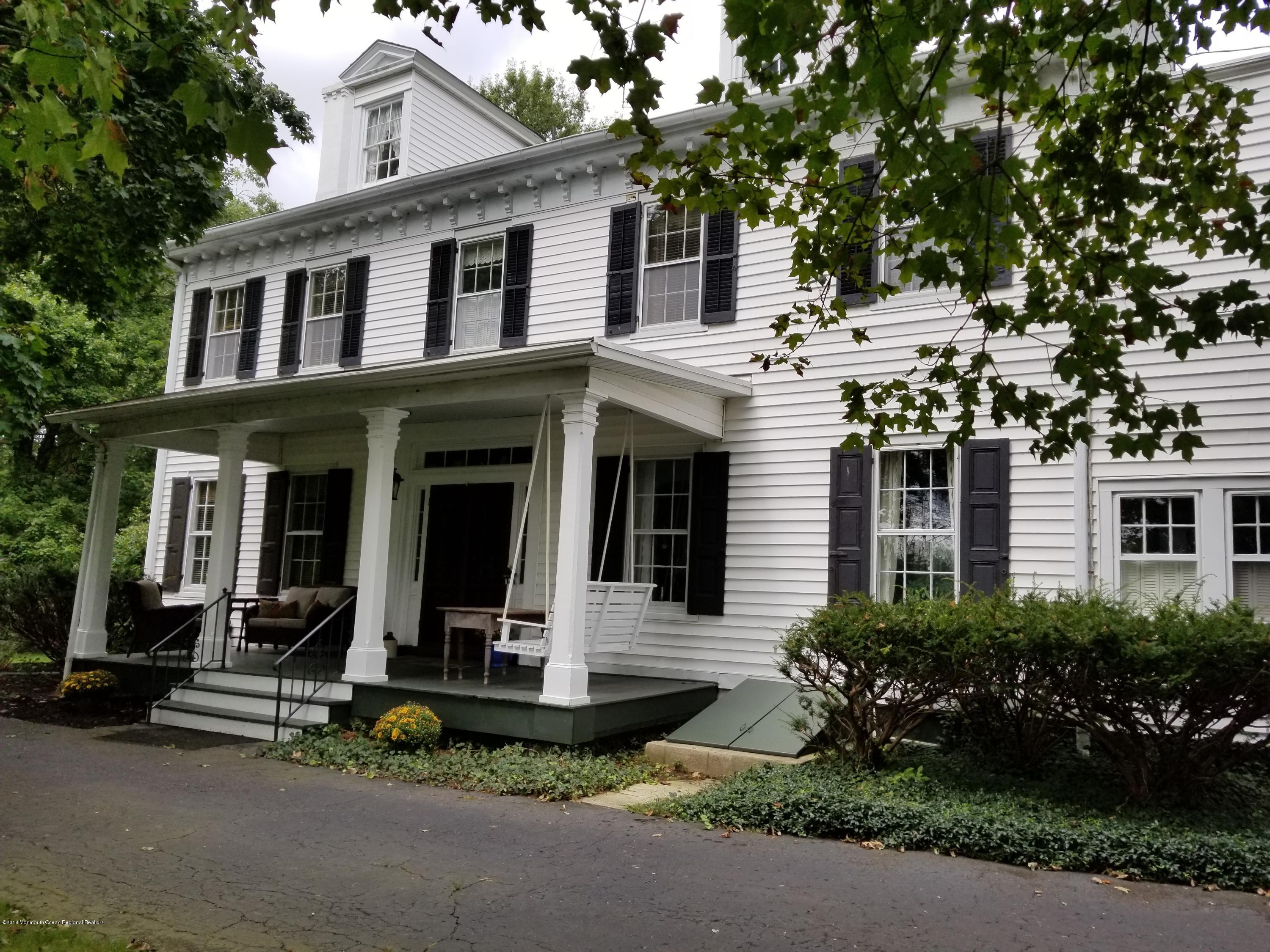 84 Walnford Road Allentown, NJ 08501 - Photo 43 of 50 84 walnford drive front