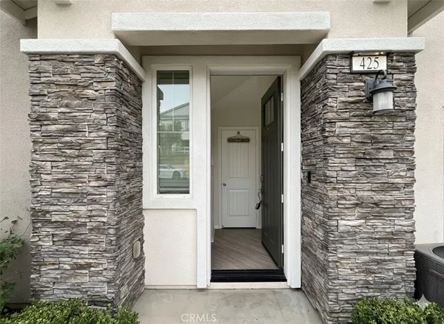 $2,480 | 16502 Casa Grande Avenue, Unit 425, Fontana, CA 92336