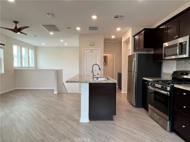 $2,480 | 16502 Casa Grande Avenue, Unit 425, Fontana, CA 92336