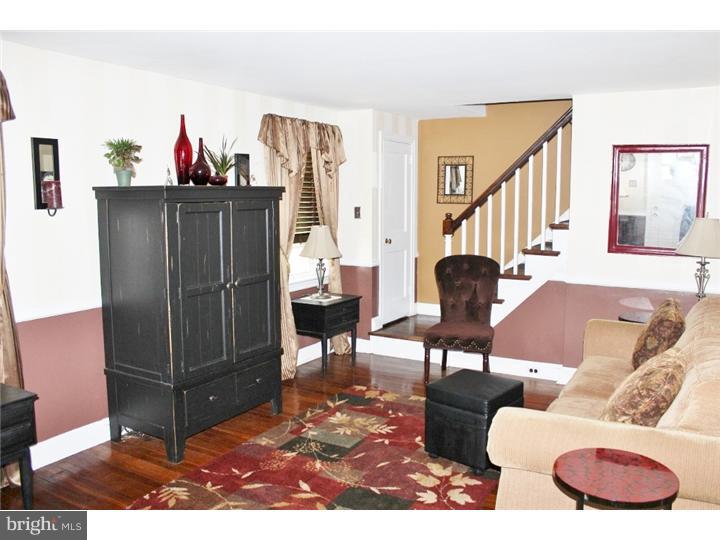 355 Shaw Road Ridley Park, PA 19078 - Photo 4 of 17