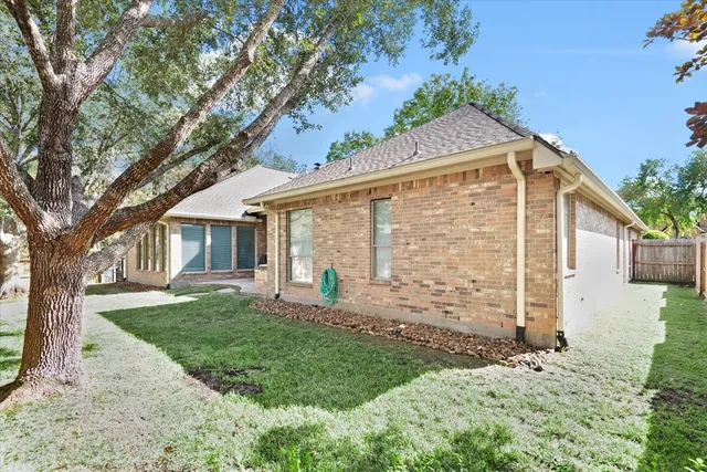 $559,900 | 6119 Peachtree Hill Court, Kingwood, TX 77345