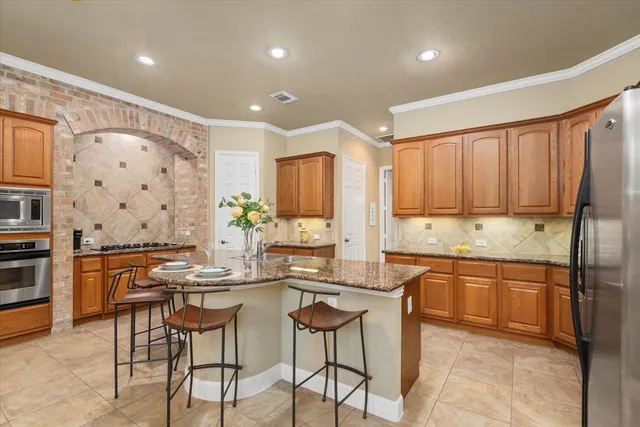 $559,900 | 6119 Peachtree Hill Court, Kingwood, TX 77345