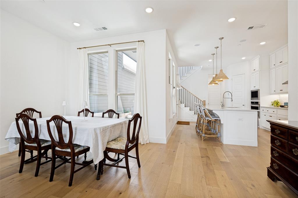 2736 Fiddler Way McKinney, TX 75071 - Photo 6 of 34 Dining Area/Kitchen